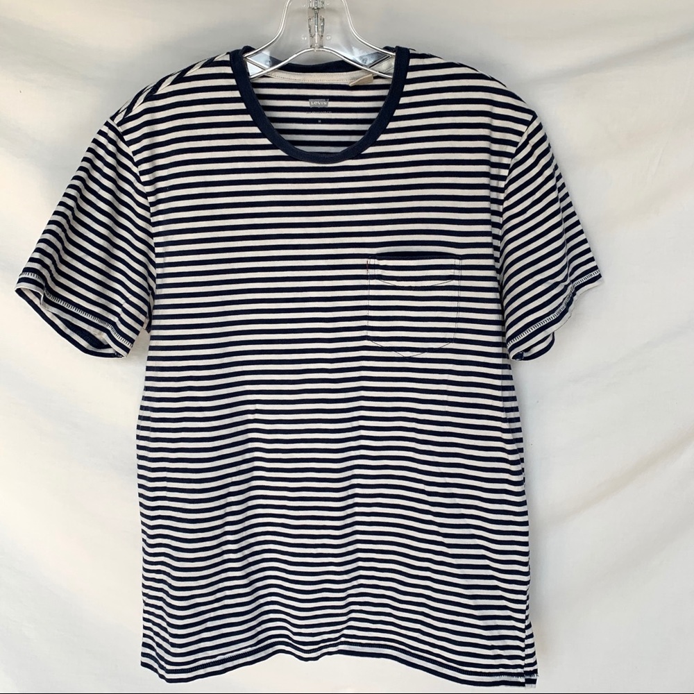 Levi’s navy and white striped tee